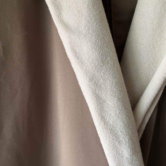 RESTORATION HARDWARE Spa Robe - Picture 2 of 7